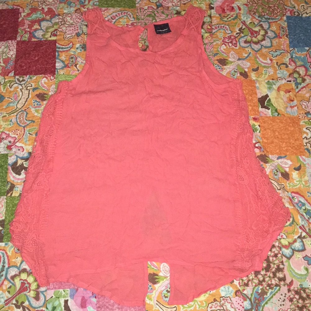 Pink flowy tank